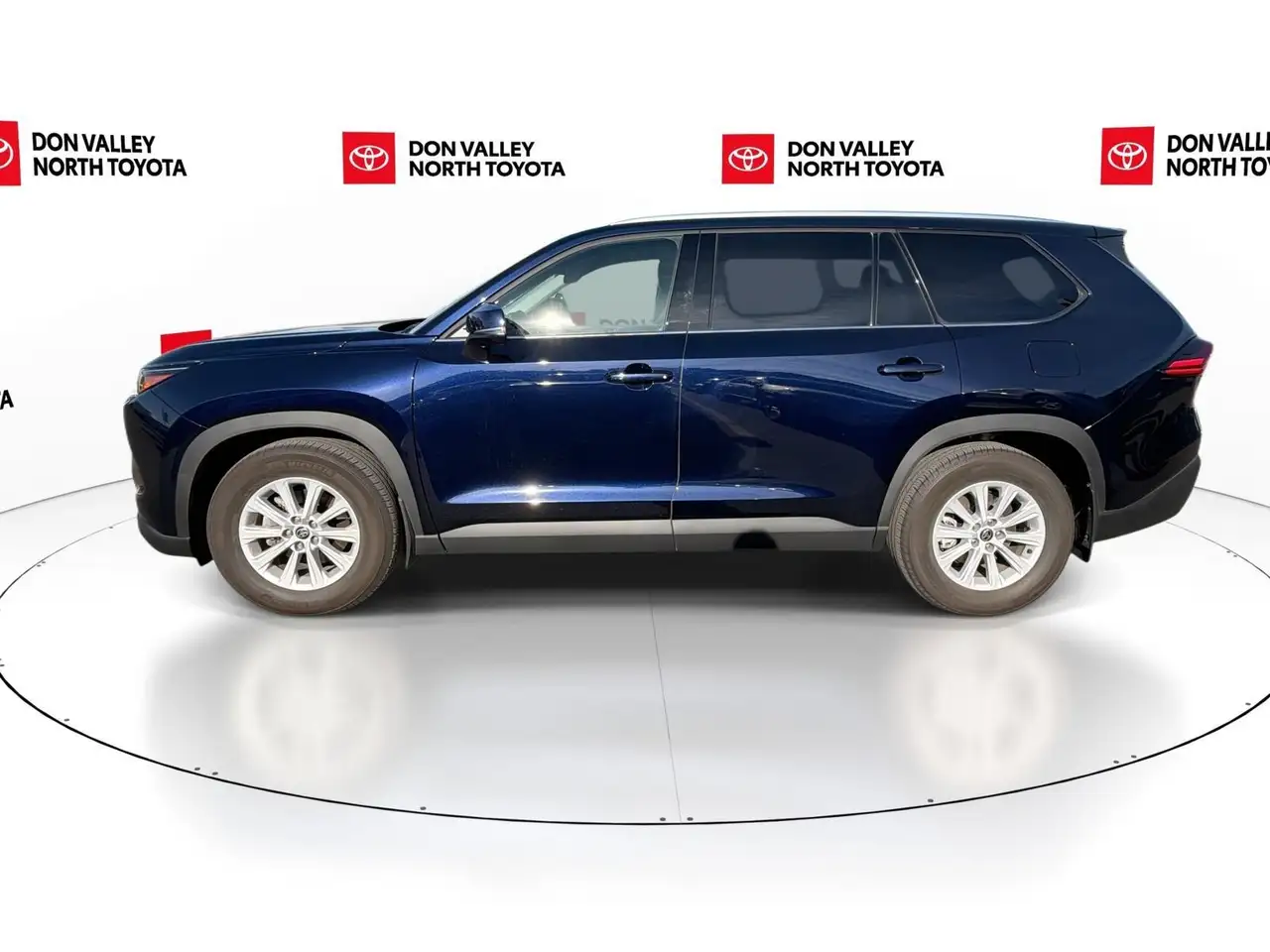 Toyota Grand Highlander fotografie Toyota Grand Highlander