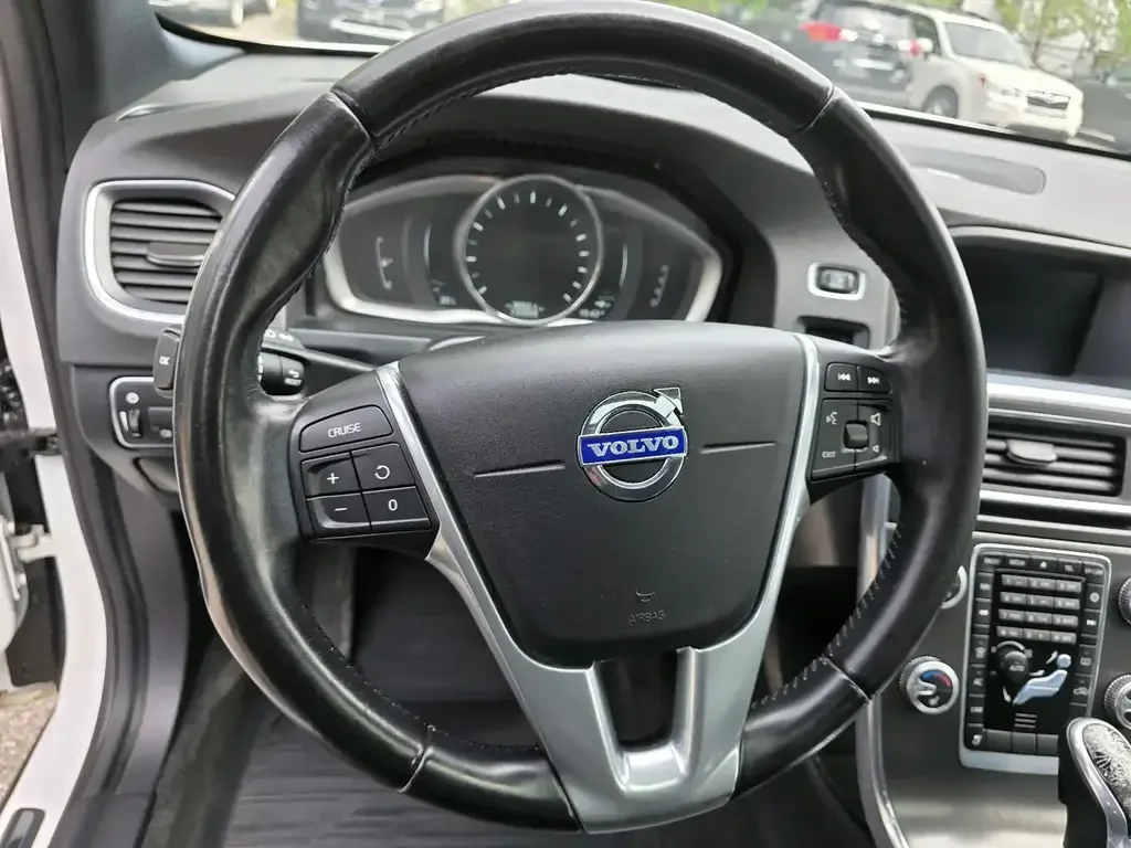 Volvo V60 fotografie Volvo V60