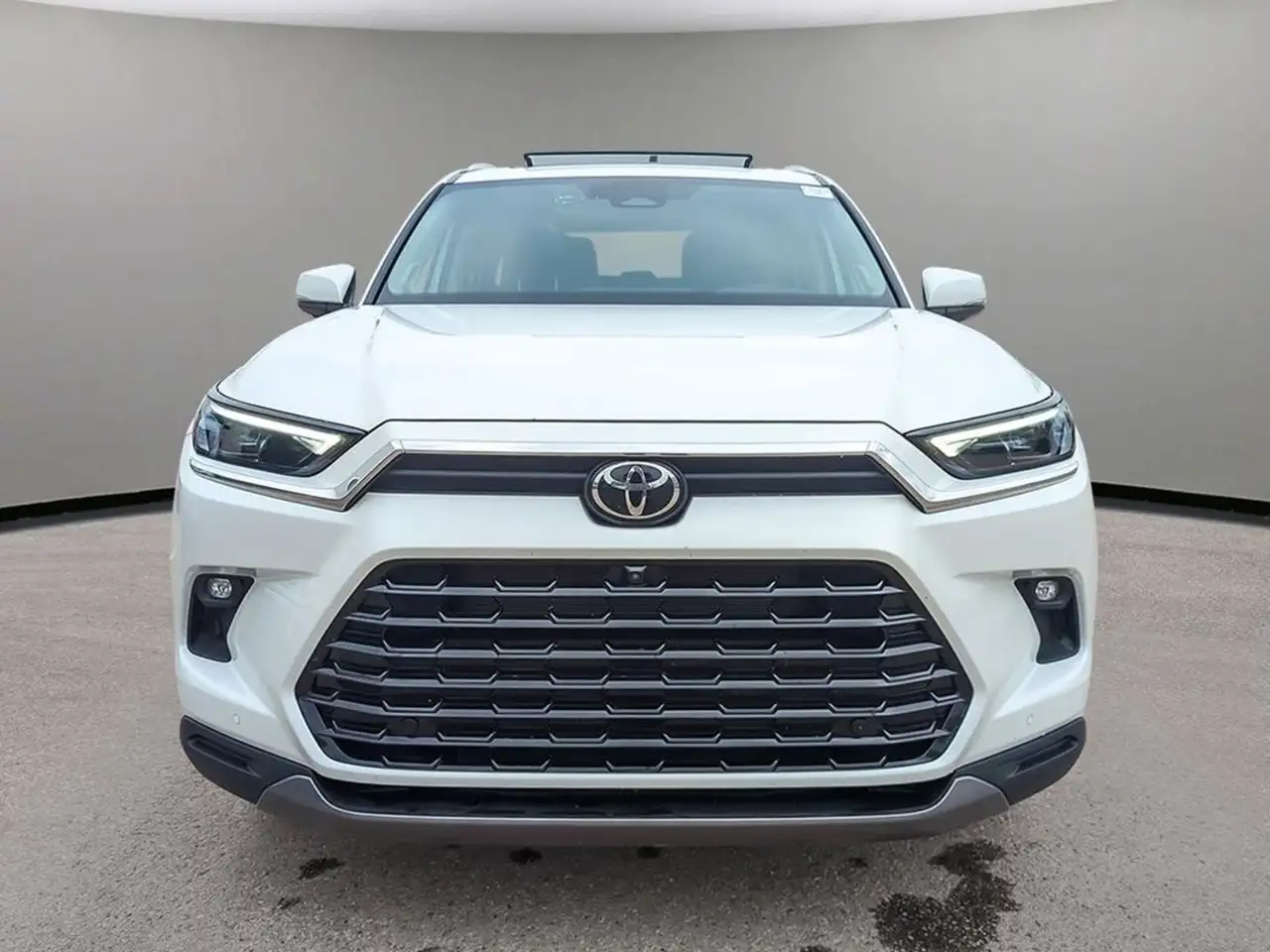 Toyota Grand Highlander fotografie Toyota Grand Highlander