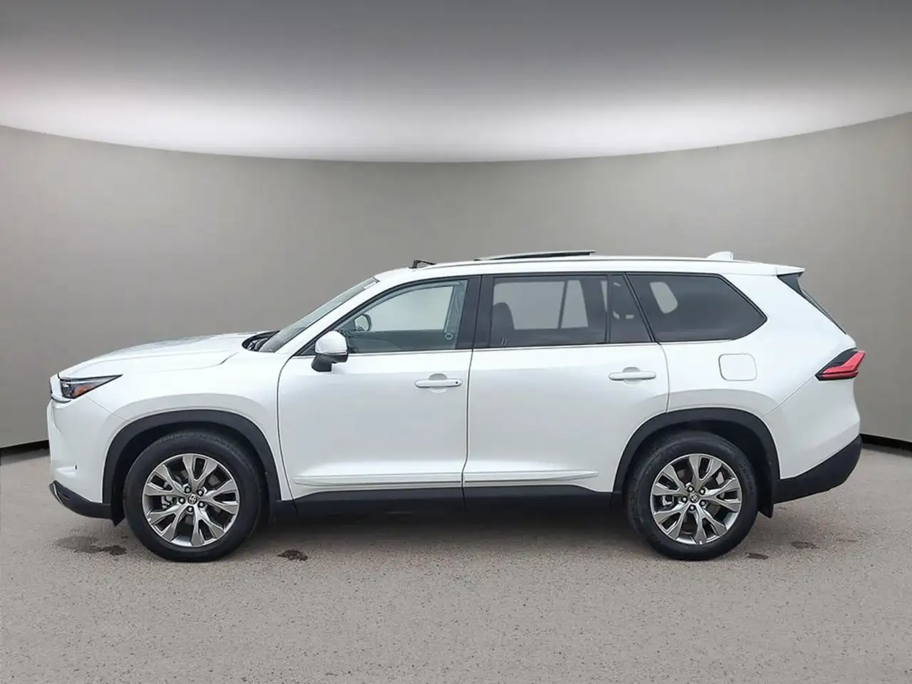 Toyota Grand Highlander fotografie Toyota Grand Highlander