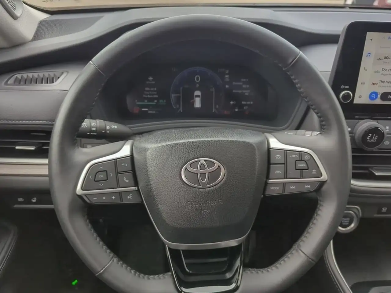 Toyota Grand Highlander fotografie Toyota Grand Highlander
