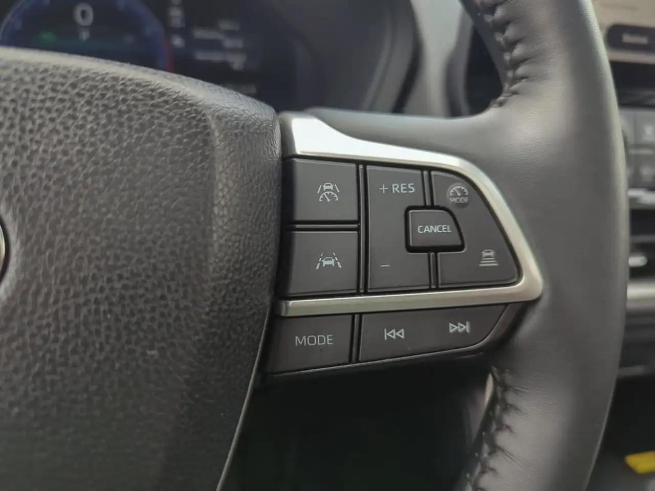 Toyota Grand Highlander fotografie Toyota Grand Highlander