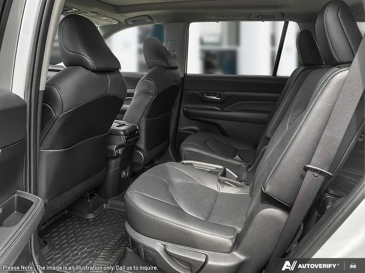 Toyota Grand Highlander fotografie Toyota Grand Highlander