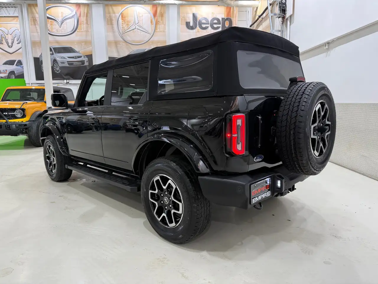 Ford Bronco снимка Ford Bronco