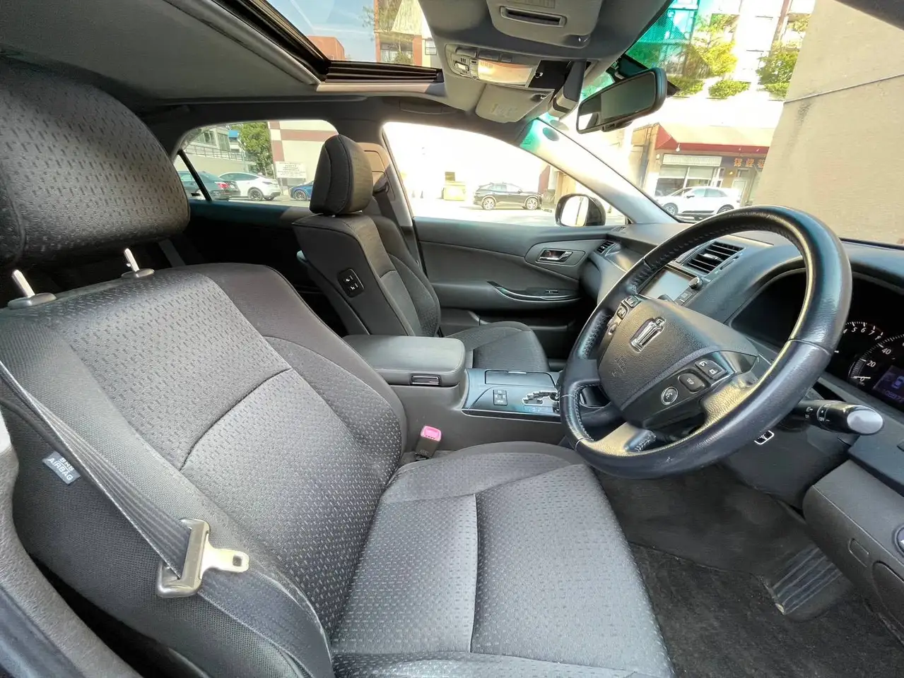 Toyota Crown photo Toyota Crown