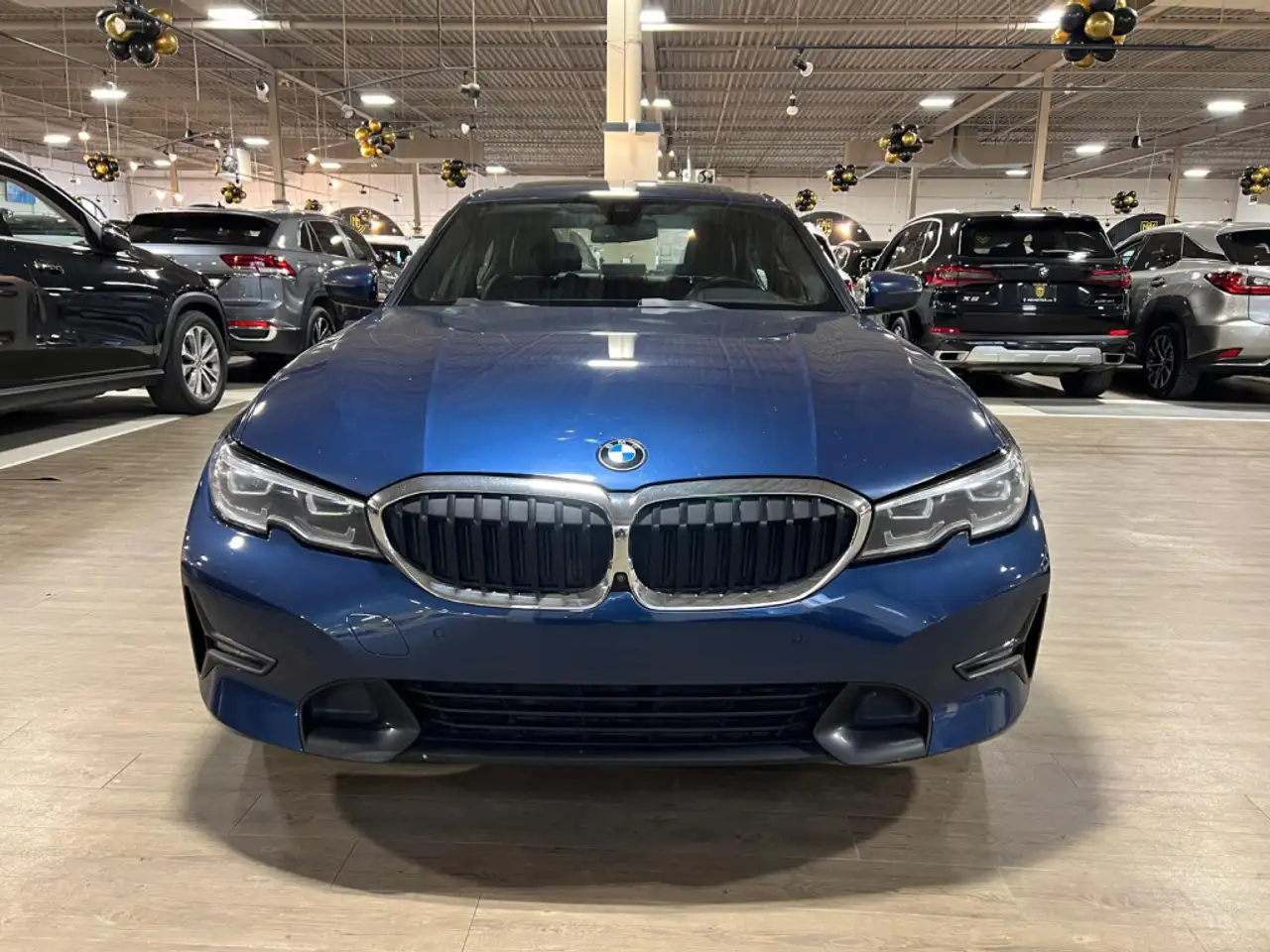 BMW 3 Series снимка BMW 3 Series