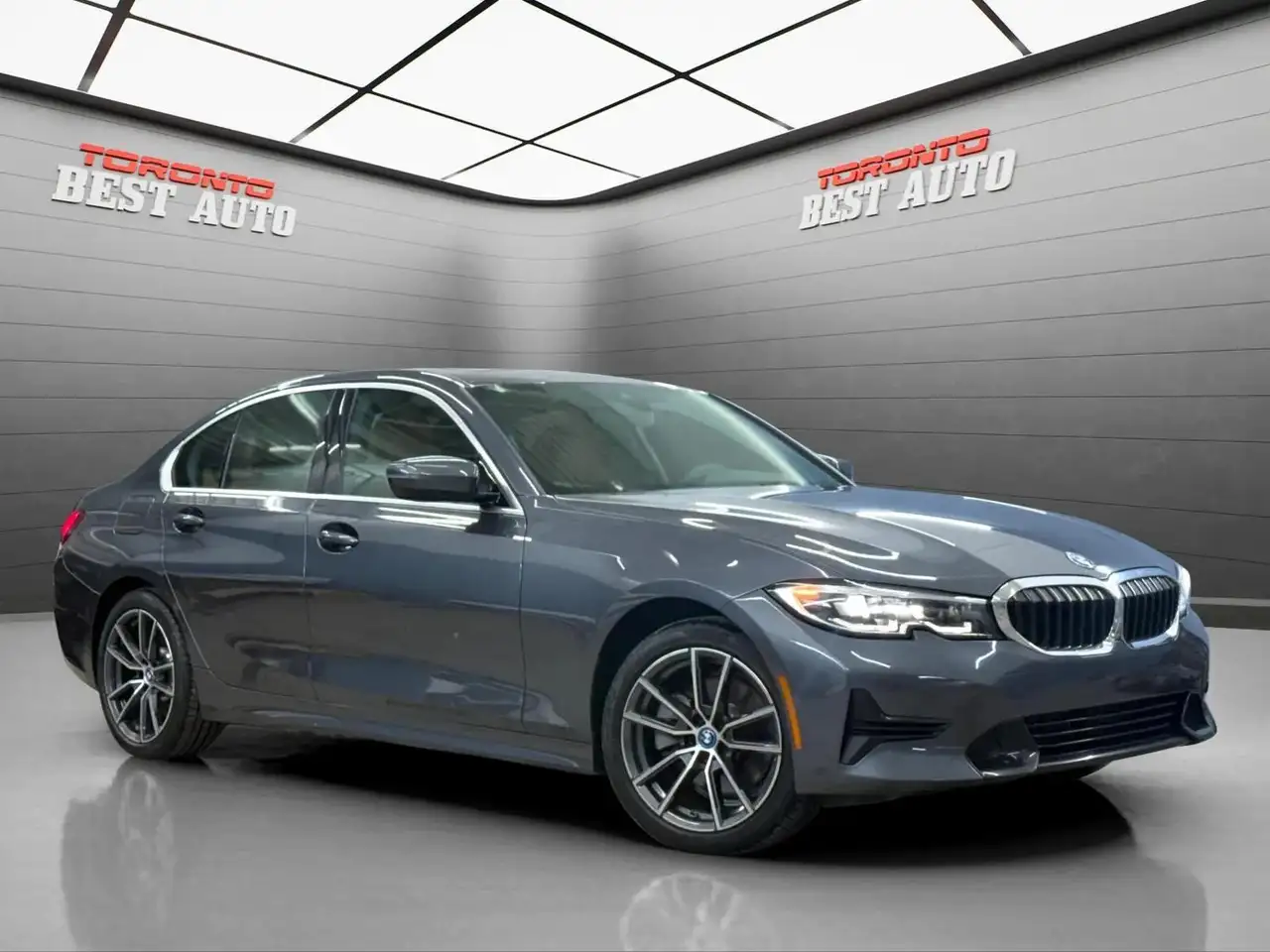 BMW 3 Series снимка BMW 3 Series