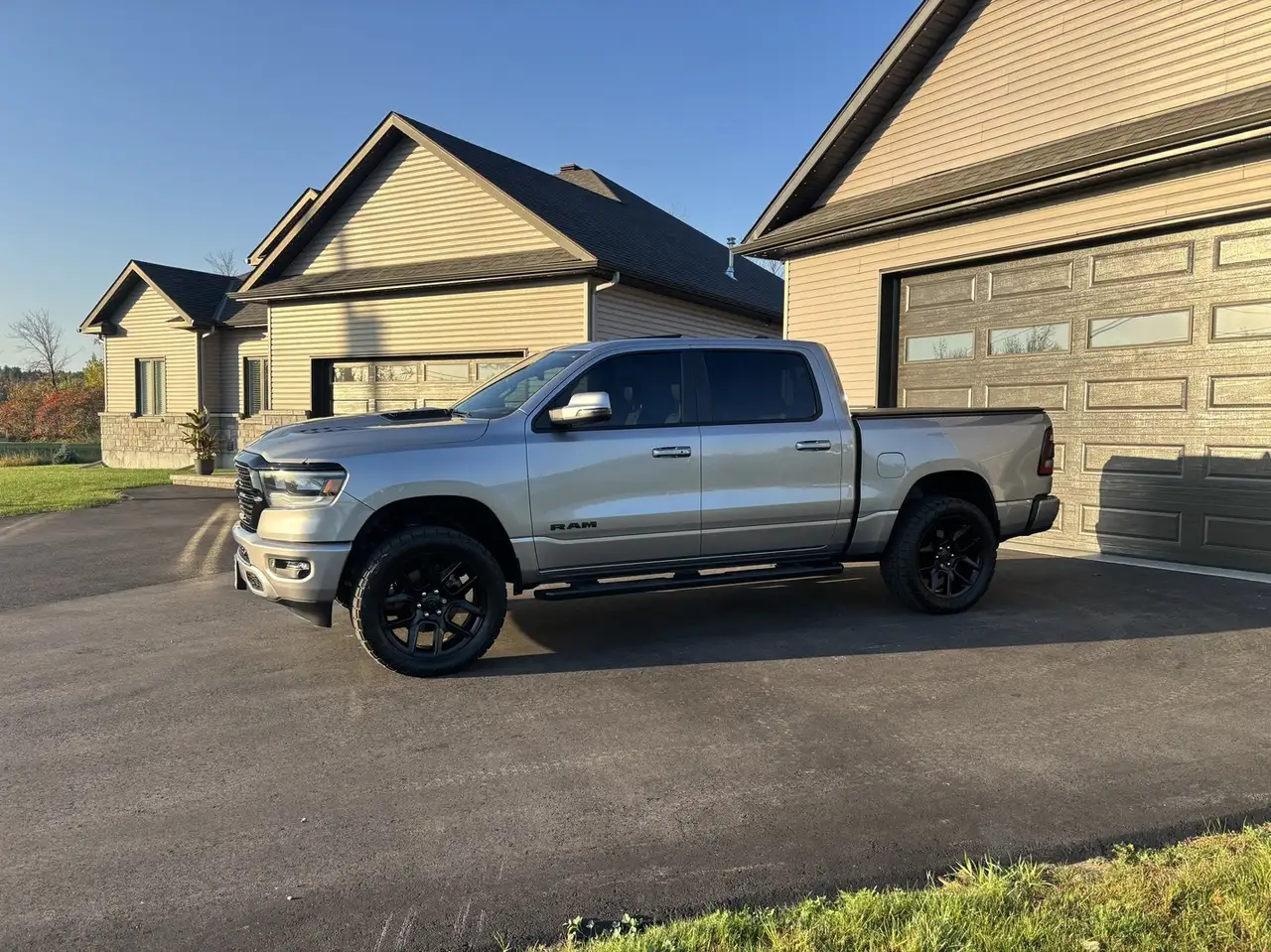 RAM 1500 fotografie RAM 1500