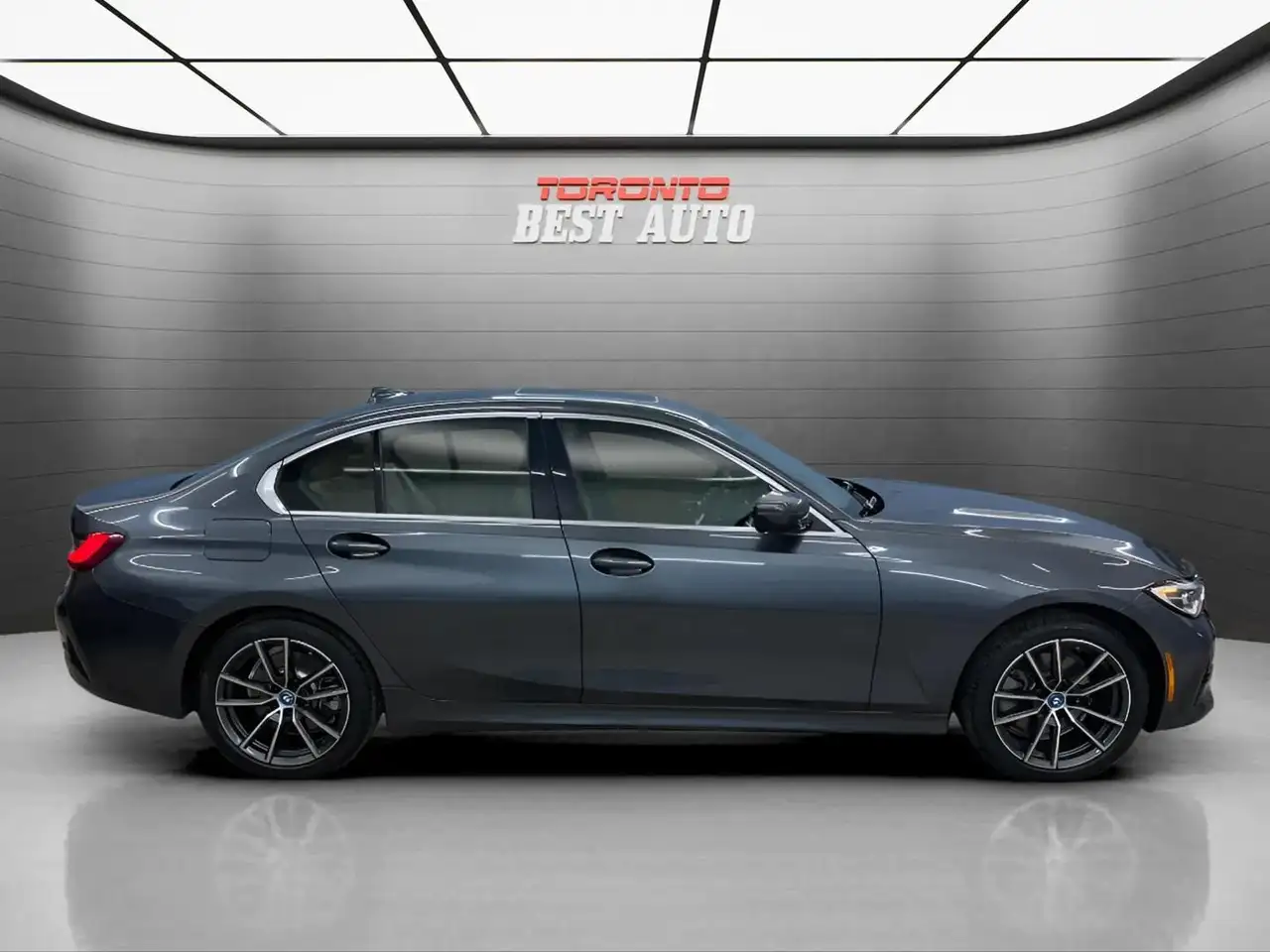 BMW 3 Series снимка BMW 3 Series
