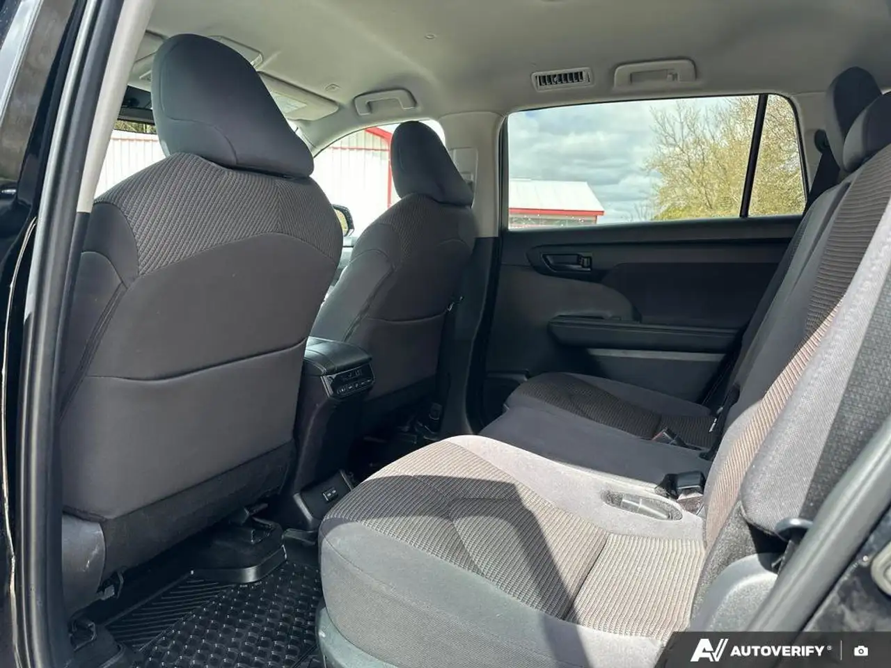 Toyota Highlander photo Toyota Highlander