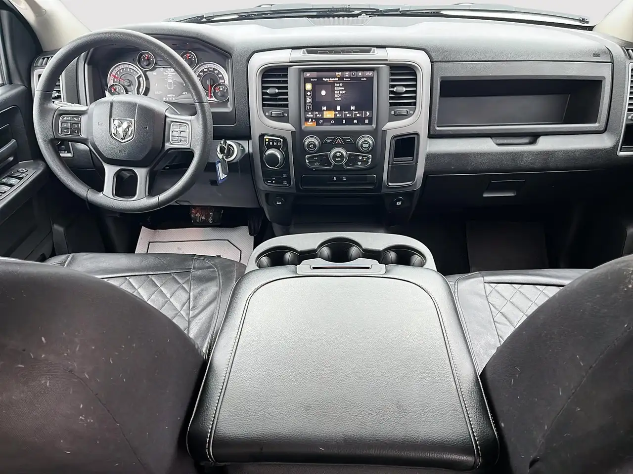 RAM 1500 снимка RAM 1500