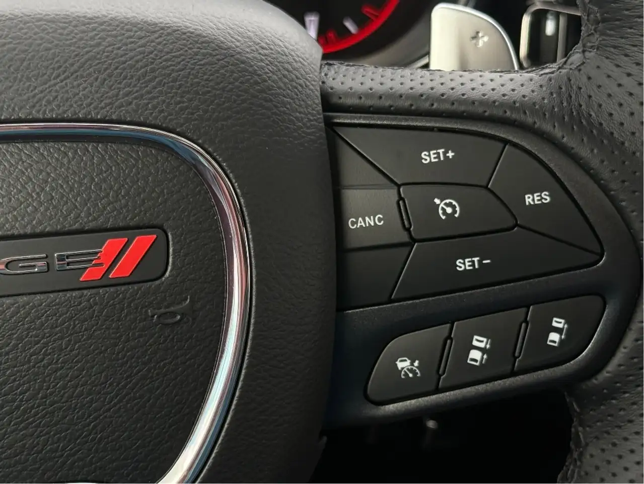 Dodge Durango снимка Dodge Durango