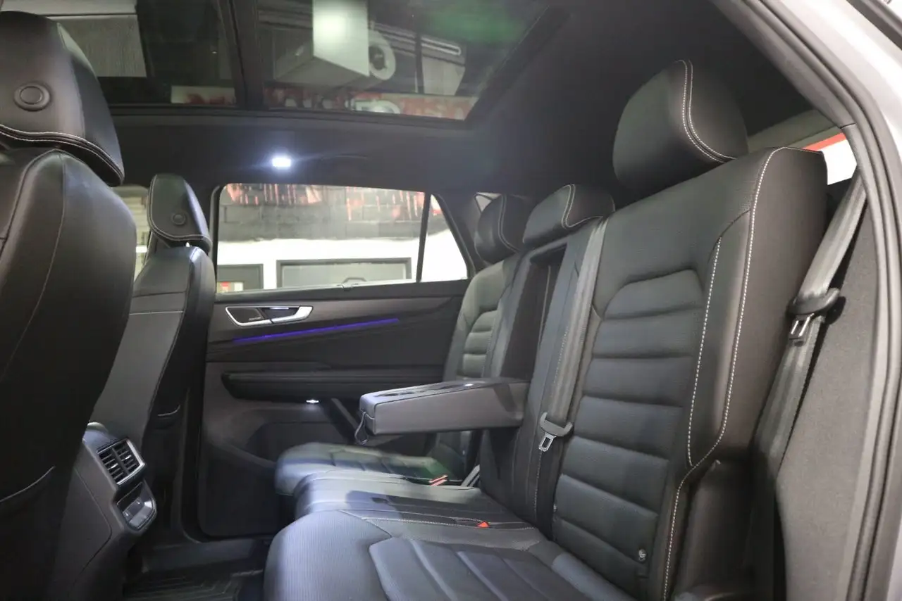 Volkswagen Atlas снимка Volkswagen Atlas
