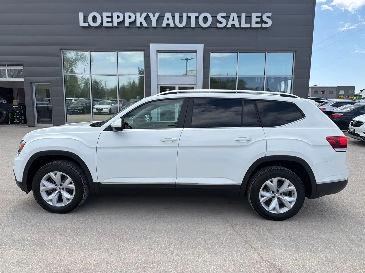 Volkswagen Atlas снимка Volkswagen Atlas