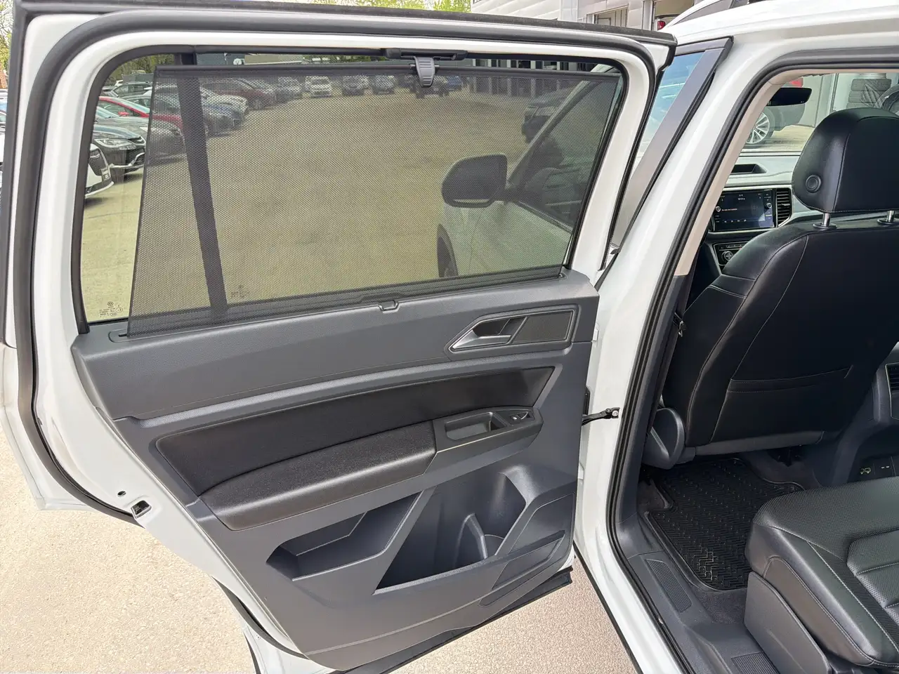 Volkswagen Atlas снимка Volkswagen Atlas