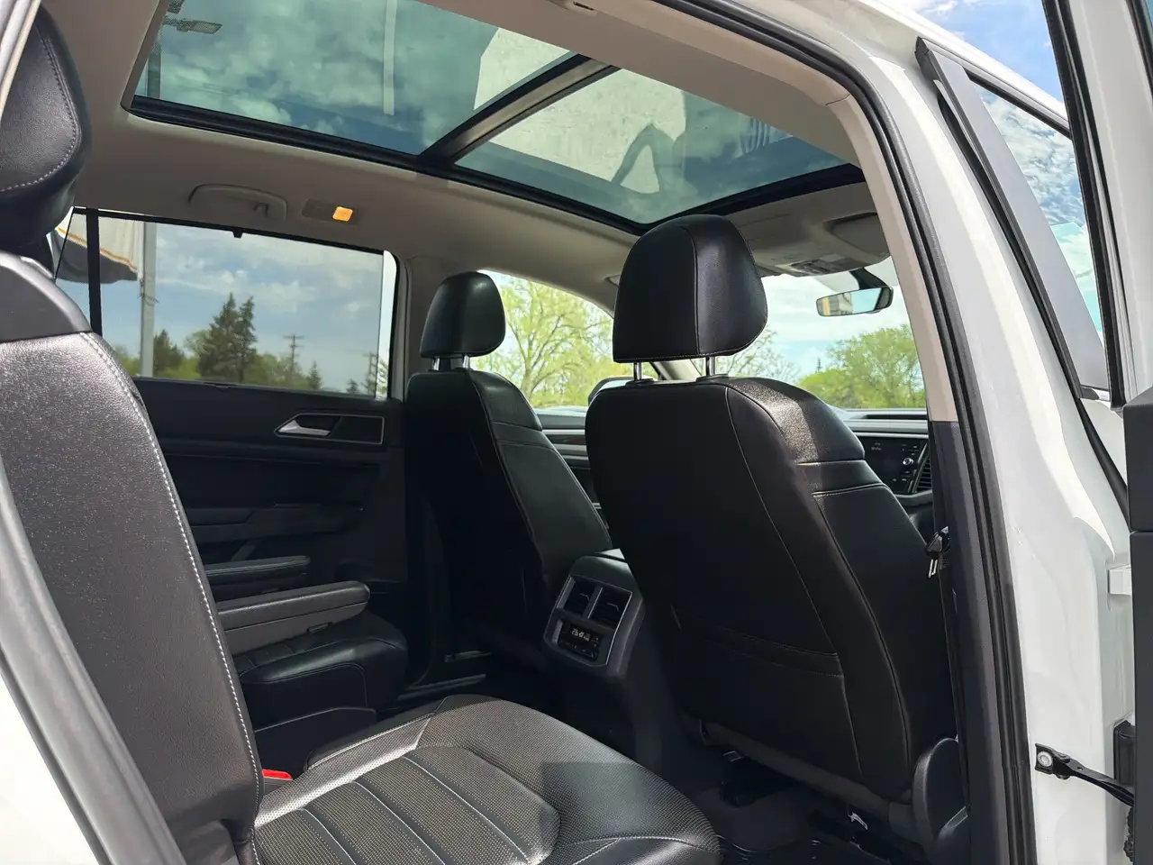 Volkswagen Atlas снимка Volkswagen Atlas