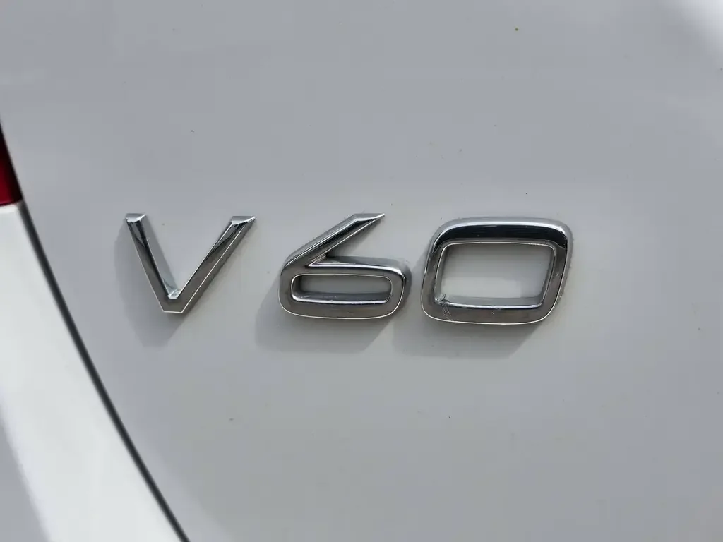 Volvo V60 fotografie Volvo V60