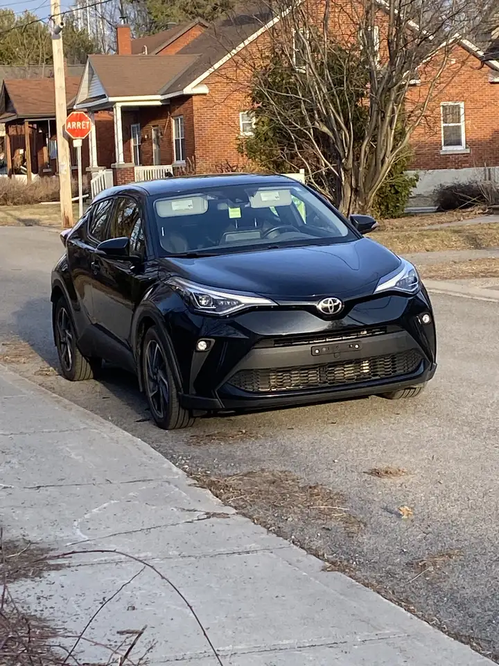 Toyota C-HR снимка Toyota C-HR