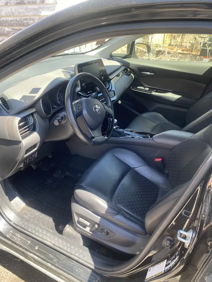 Toyota C-HR снимка Toyota C-HR