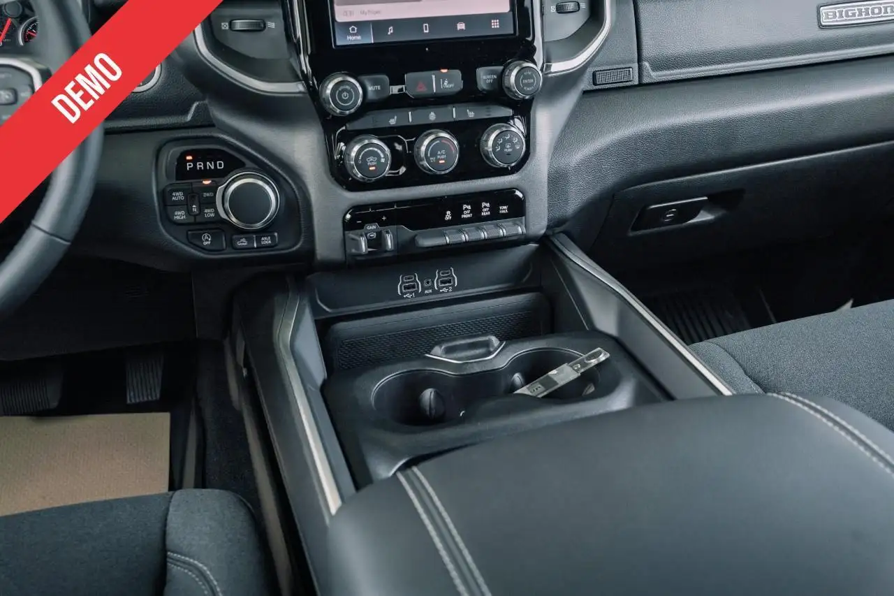 RAM 1500 photo RAM 1500