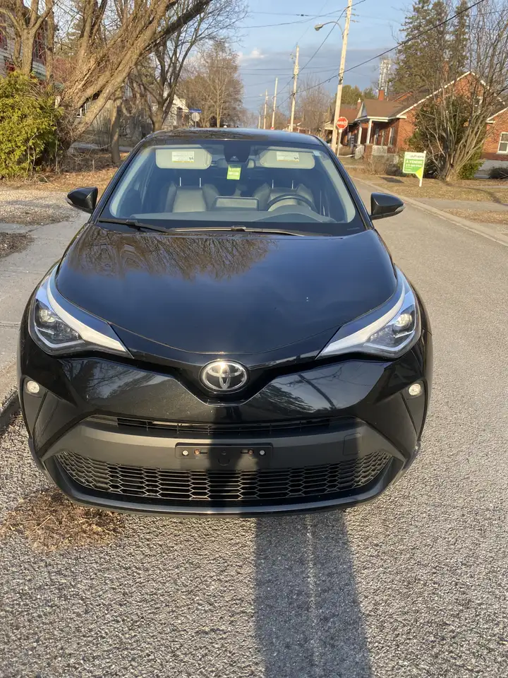 Toyota C-HR снимка Toyota C-HR