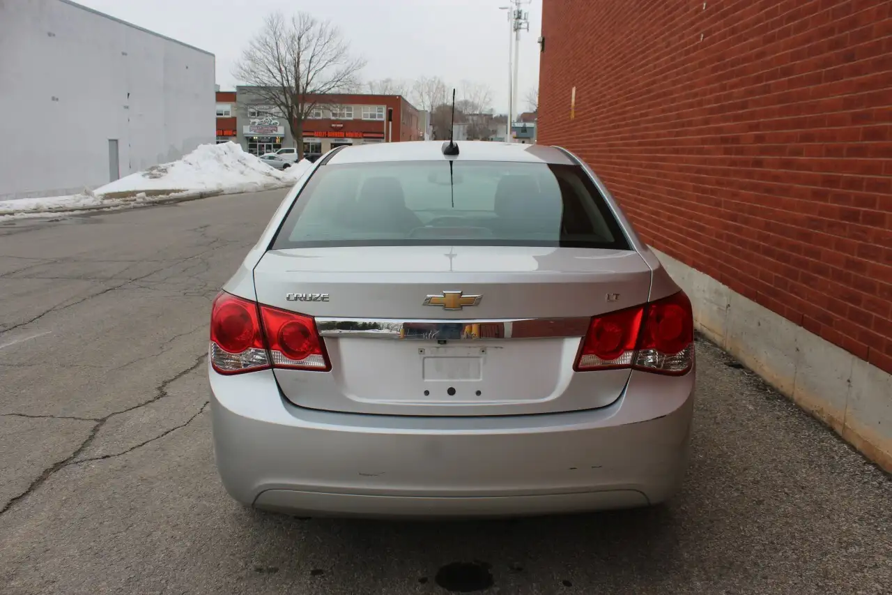 Chevrolet Cruze снимка Chevrolet Cruze
