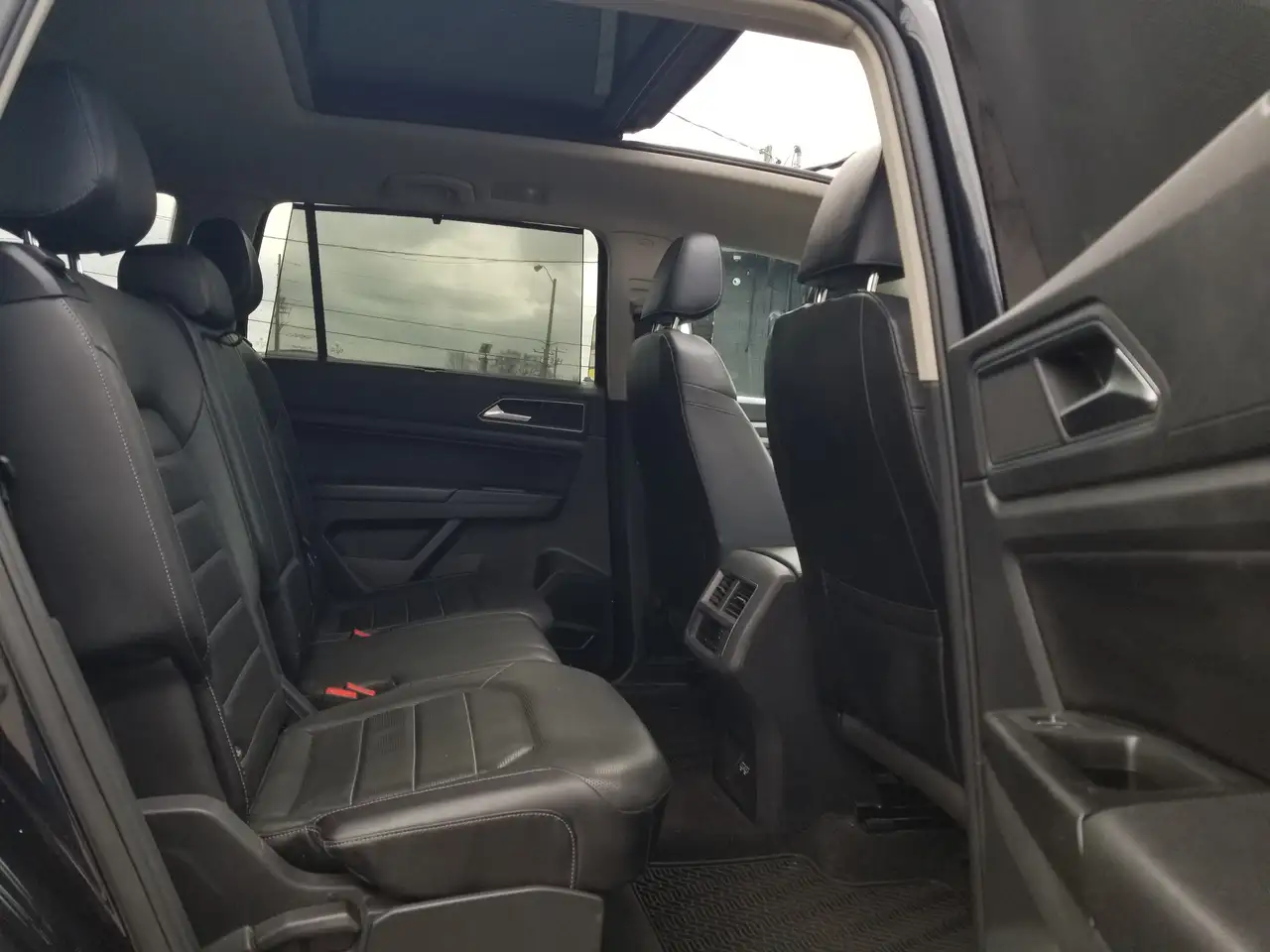 Volkswagen Atlas снимка Volkswagen Atlas