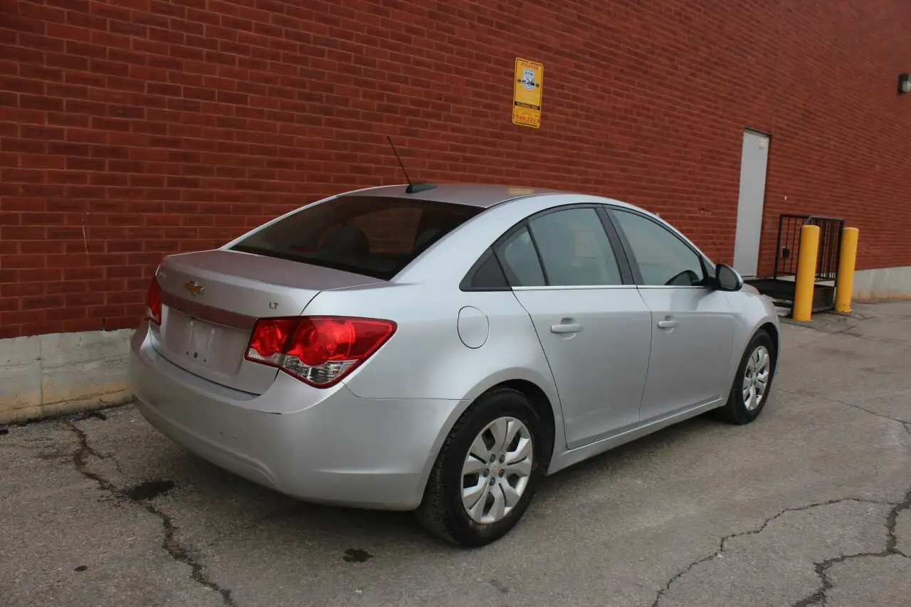 Chevrolet Cruze снимка Chevrolet Cruze