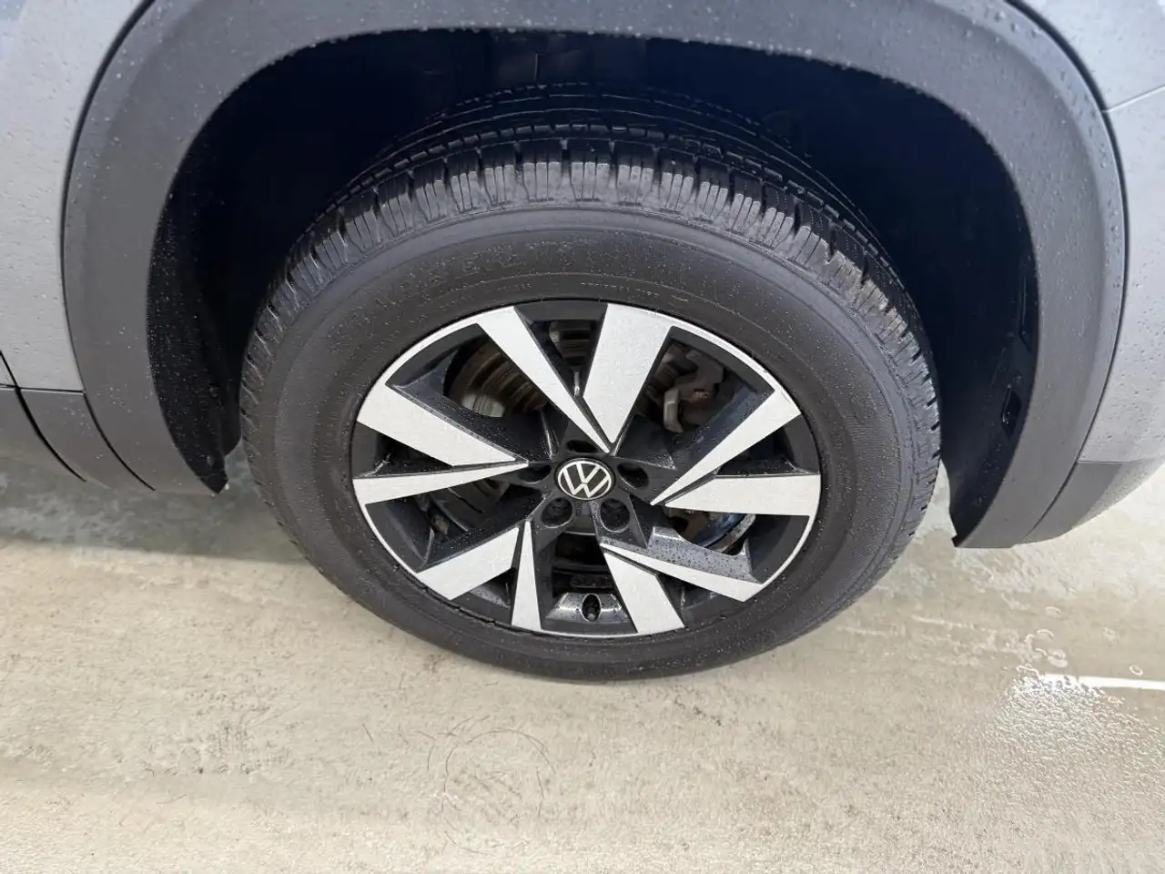 Volkswagen Atlas снимка Volkswagen Atlas