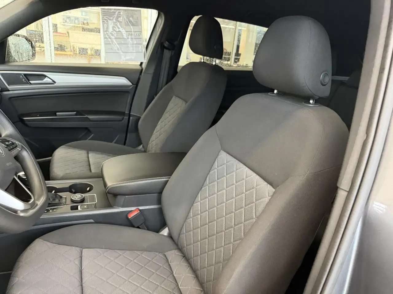 Volkswagen Atlas снимка Volkswagen Atlas