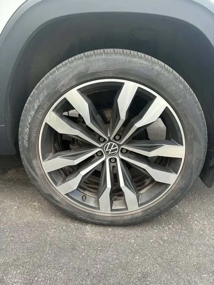 Volkswagen Atlas снимка Volkswagen Atlas