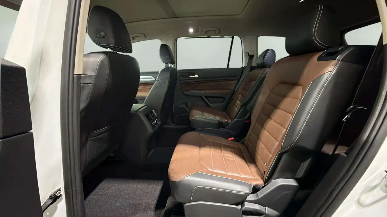 Volkswagen Atlas снимка Volkswagen Atlas