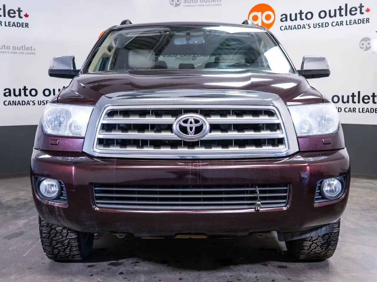 Toyota Sequoia снимка Toyota Sequoia
