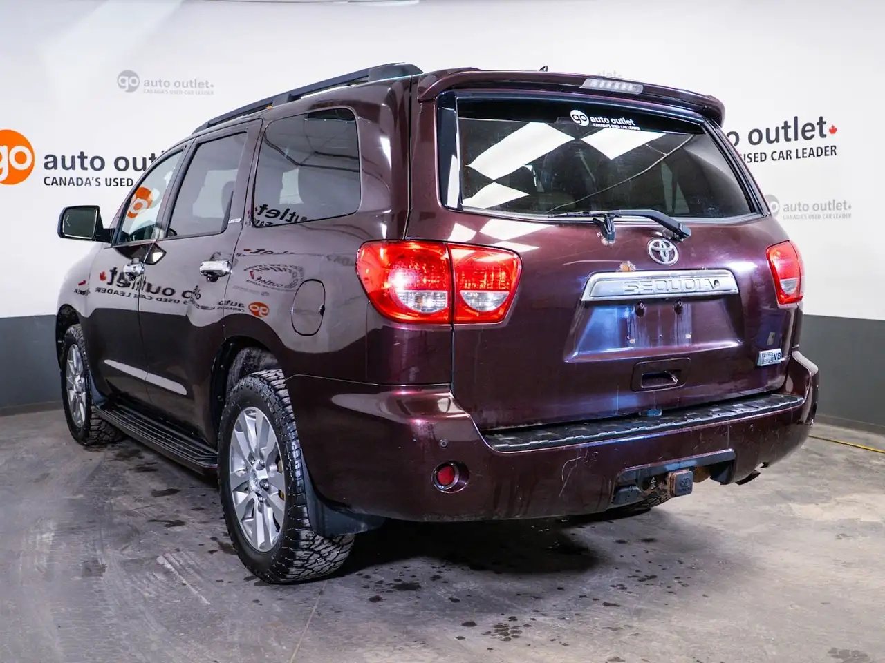 Toyota Sequoia снимка Toyota Sequoia