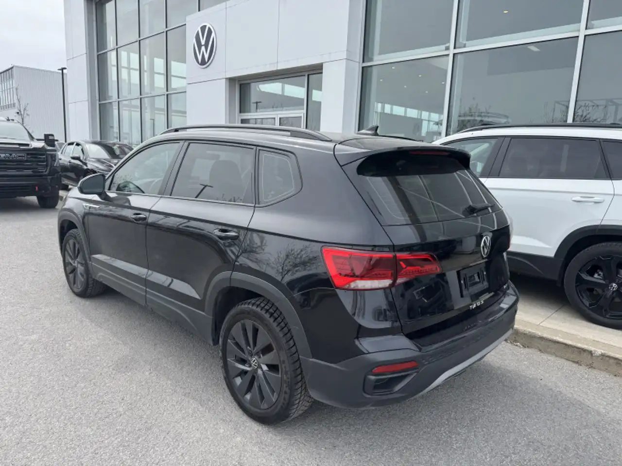 Volkswagen Taos снимка Volkswagen Taos