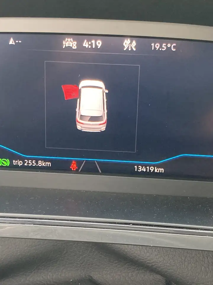Volkswagen Taos снимка Volkswagen Taos
