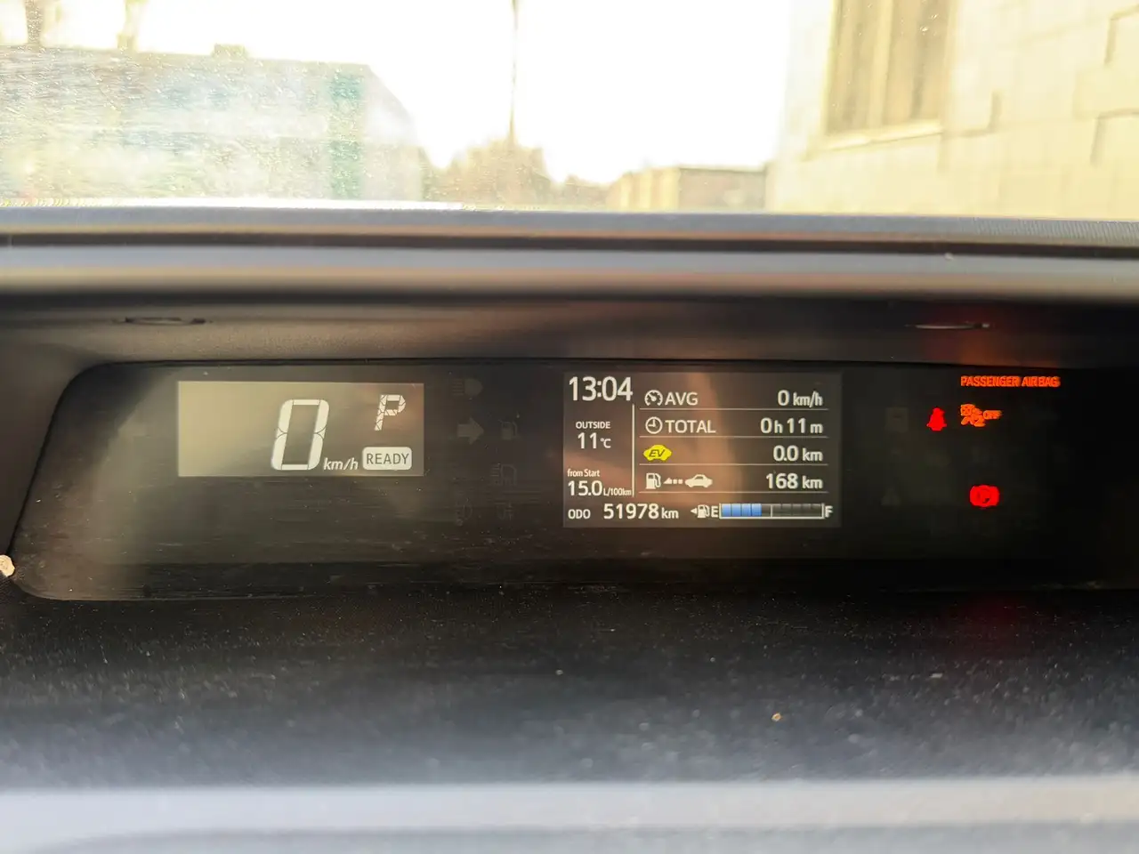 Toyota Prius c снимка Toyota Prius c