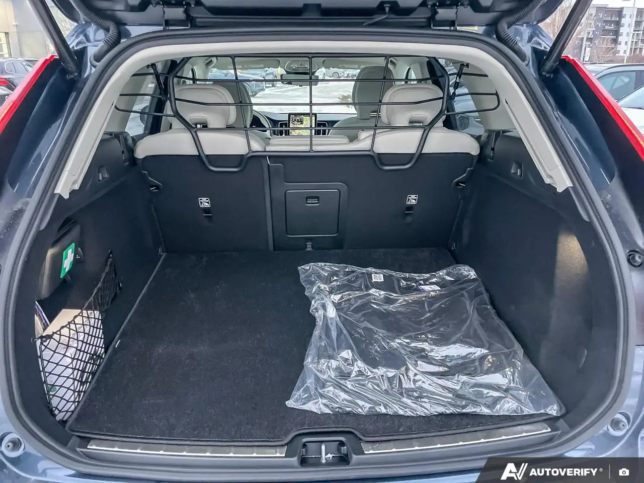 Volvo XC60 снимка Volvo XC60