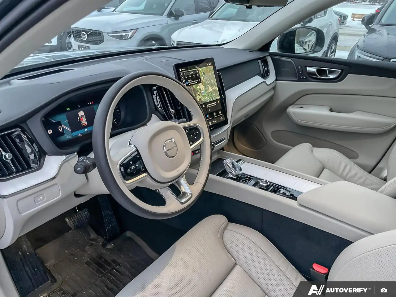 Volvo XC60 снимка Volvo XC60