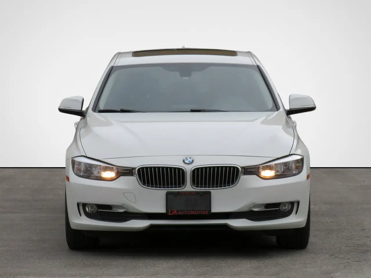 BMW 3 Series photo BMW 3 Series