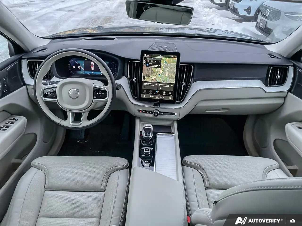 Volvo XC60 снимка Volvo XC60