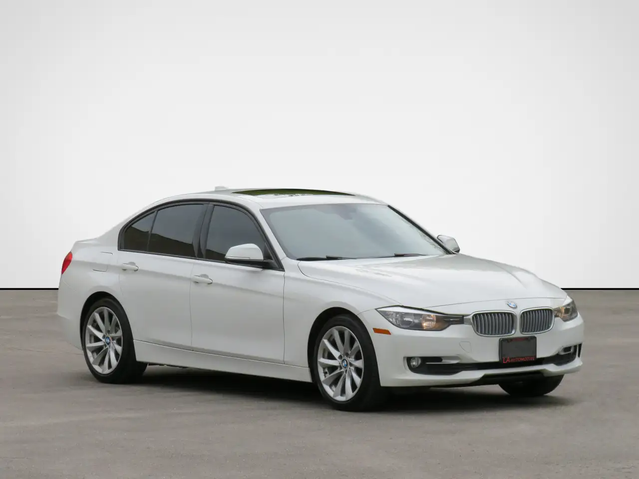 BMW 3 Series photo BMW 3 Series