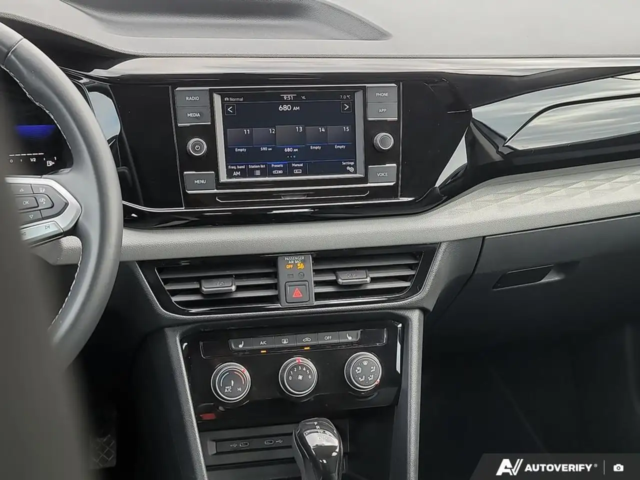 Volkswagen Taos снимка Volkswagen Taos