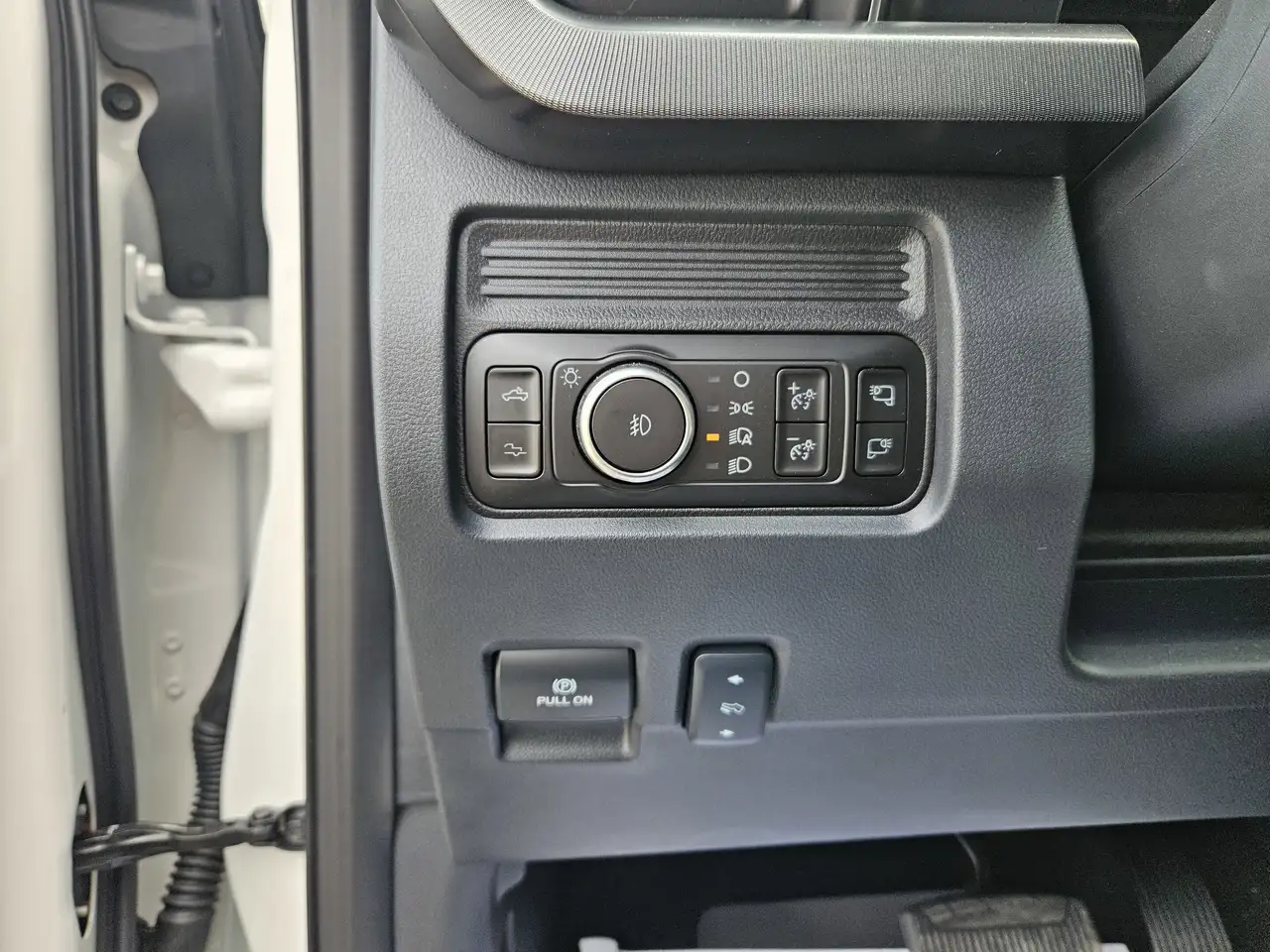 Ford F 350 снимка Ford F 350