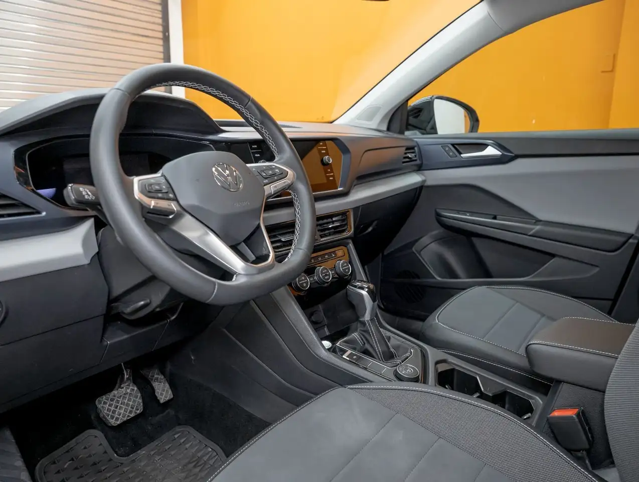 Volkswagen Taos снимка Volkswagen Taos