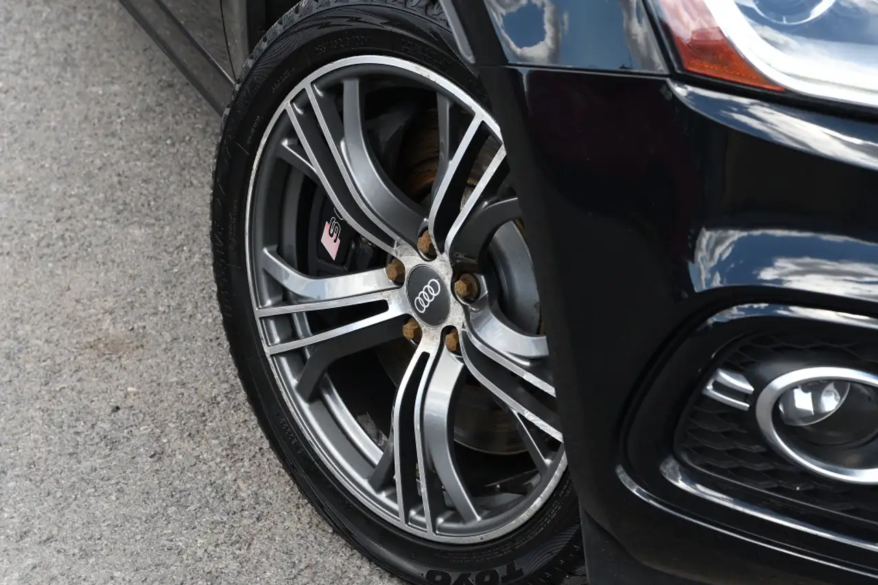 Audi SQ5 снимка Audi SQ5