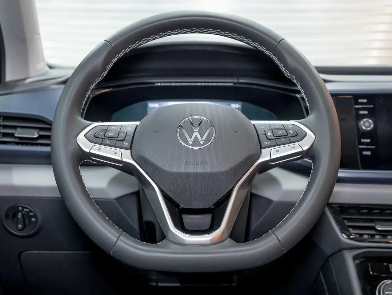 Volkswagen Taos снимка Volkswagen Taos