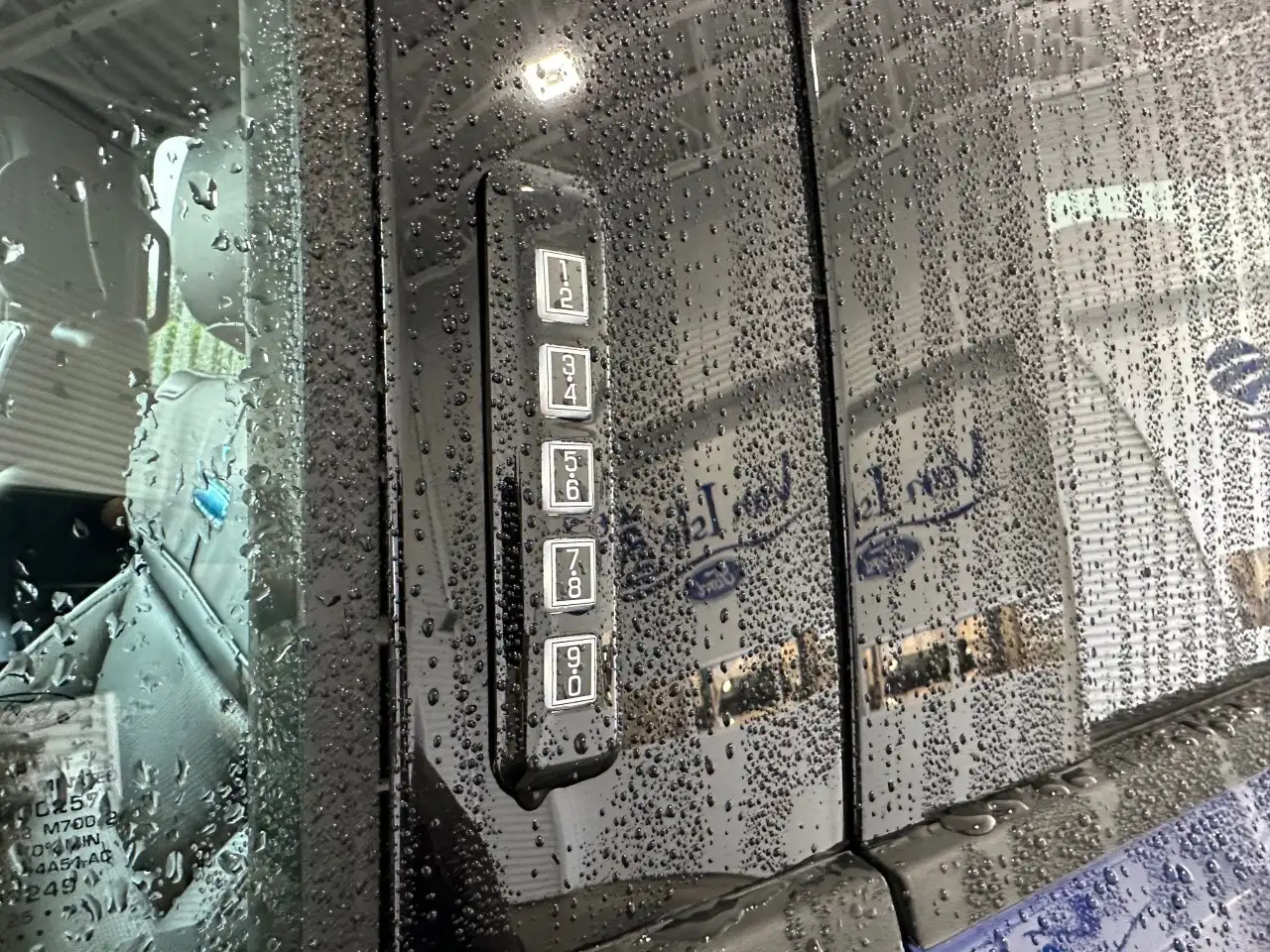 Ford F 350 снимка Ford F 350