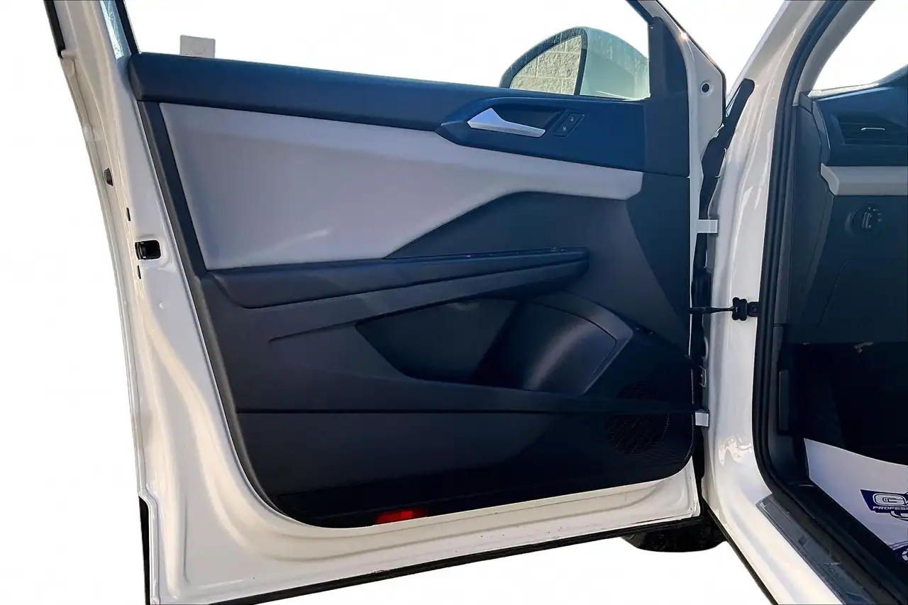 Volkswagen Taos снимка Volkswagen Taos