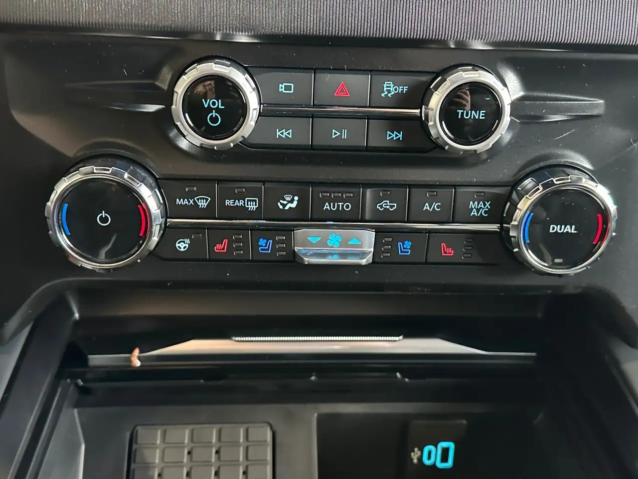 Ford F 350 снимка Ford F 350